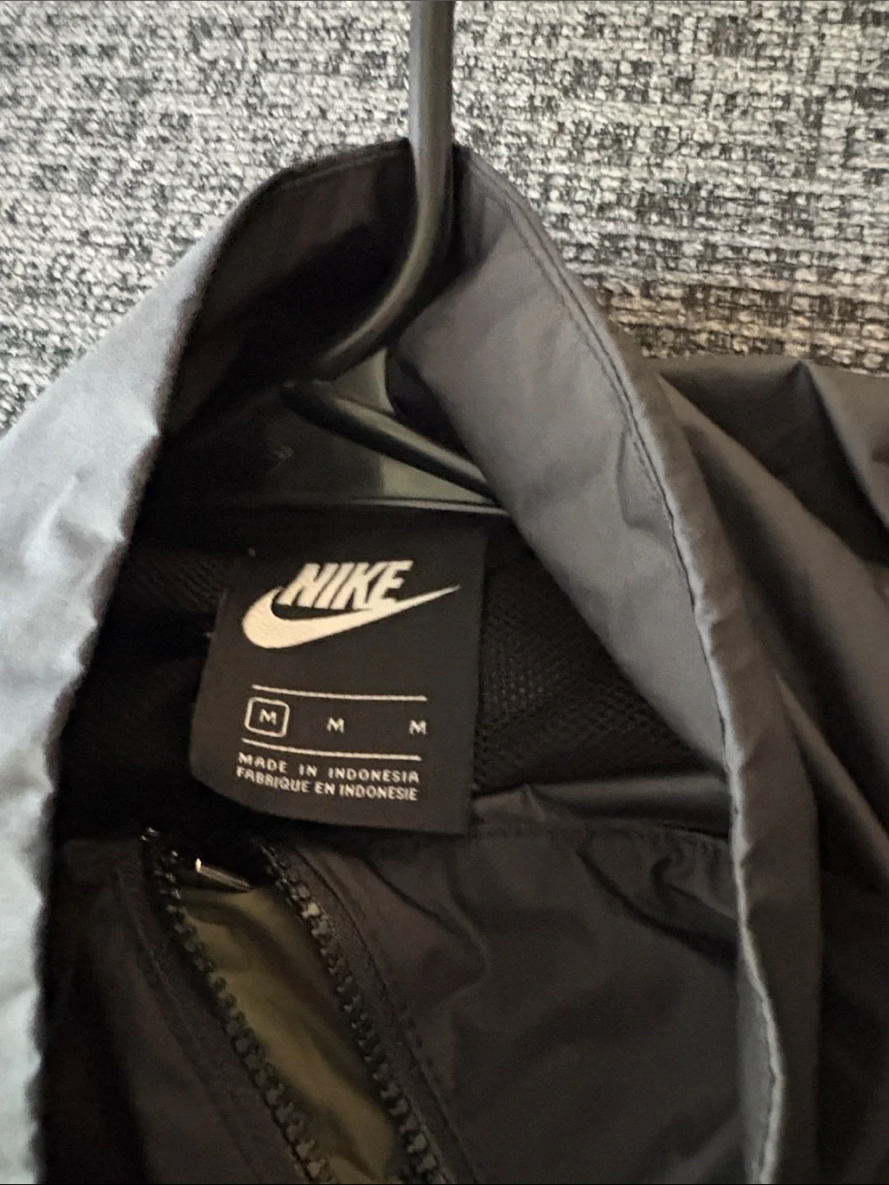 Nike Olive, Tan & Dark Gray Colorblock Windbreaker
